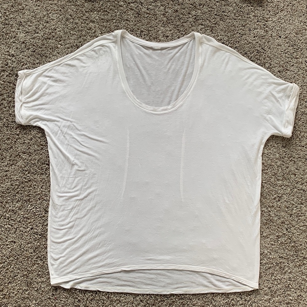 Kit and Ace Loose Fitting Scoop Neck Shirt